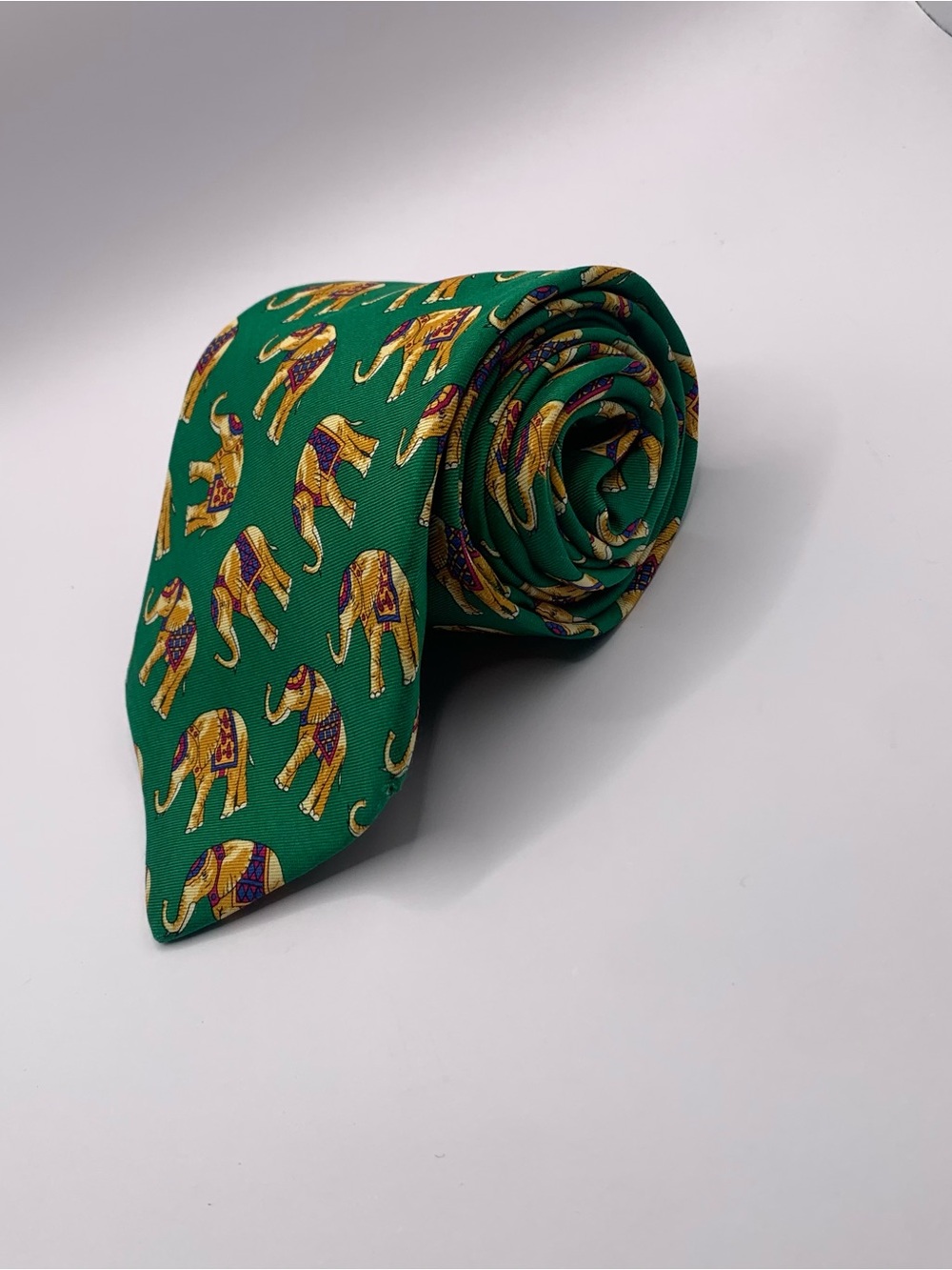Jos. A. Bank Green Tie with Yellow Elephant Pattern 0150 business formal